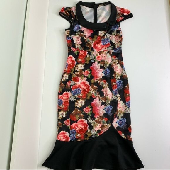 Host PICK Miusol Floral Dress size S - Picture 5 of 13
